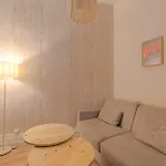 Cosy Et Calme A Cordeliers Apartmán